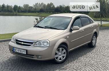 Седан Chevrolet Lacetti 2005 в Жовкве