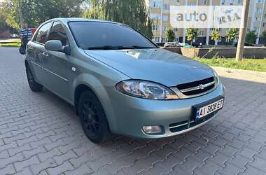 Хэтчбек Chevrolet Lacetti 2008 в Киеве