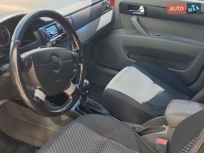 Седан Chevrolet Lacetti 2006 в Полтаві