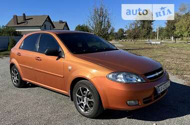 Хэтчбек Chevrolet Lacetti 2007 в Киеве