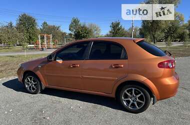 Хэтчбек Chevrolet Lacetti 2007 в Киеве