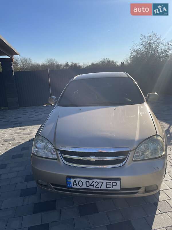 Седан Chevrolet Lacetti 2005 в Чопі