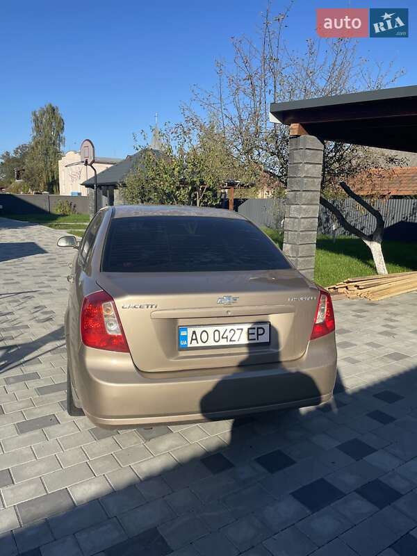 Седан Chevrolet Lacetti 2005 в Чопі