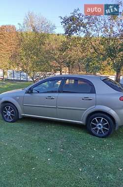Хетчбек Chevrolet Lacetti 2007 в 