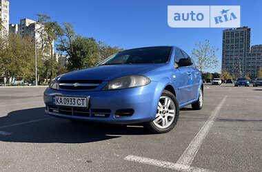 Хэтчбек Chevrolet Lacetti 2007 в Киеве