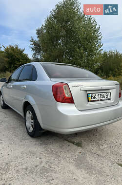 Седан Chevrolet Lacetti 2012 в Ровно