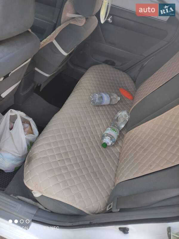 Седан Chevrolet Lacetti 2012 в Новомосковську