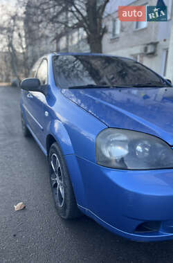 Седан Chevrolet Lacetti 2005 в Николаеве