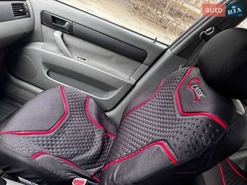 Седан Chevrolet Lacetti 2005 в Днепре