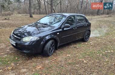 Хэтчбек Chevrolet Lacetti 2006 в 