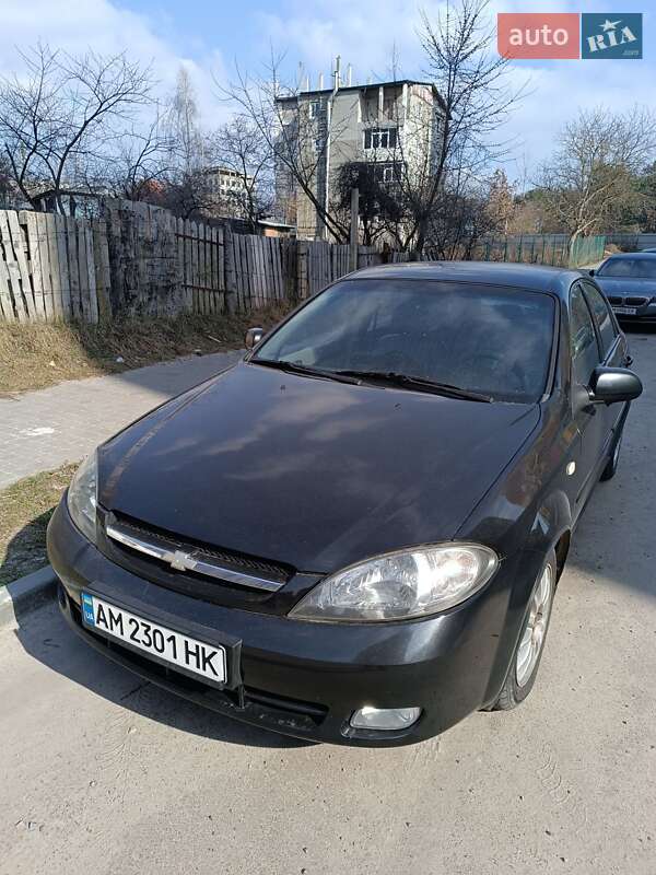 Хэтчбек Chevrolet Lacetti 2007 в Житомире