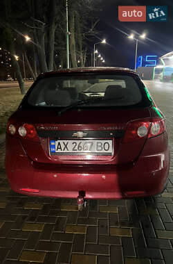 Хэтчбек Chevrolet Lacetti 2006 в 