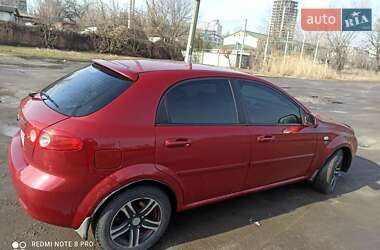 Хетчбек Chevrolet Lacetti 2006 в 