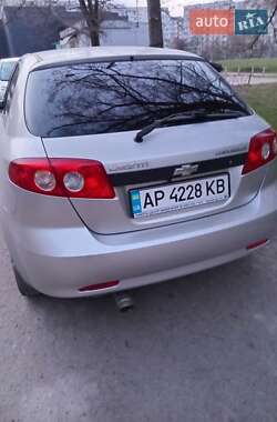Хэтчбек Chevrolet Lacetti 2008 в 