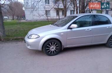 Хэтчбек Chevrolet Lacetti 2008 в 