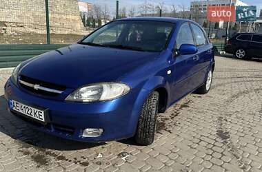 Хетчбек Chevrolet Lacetti 2005 в 