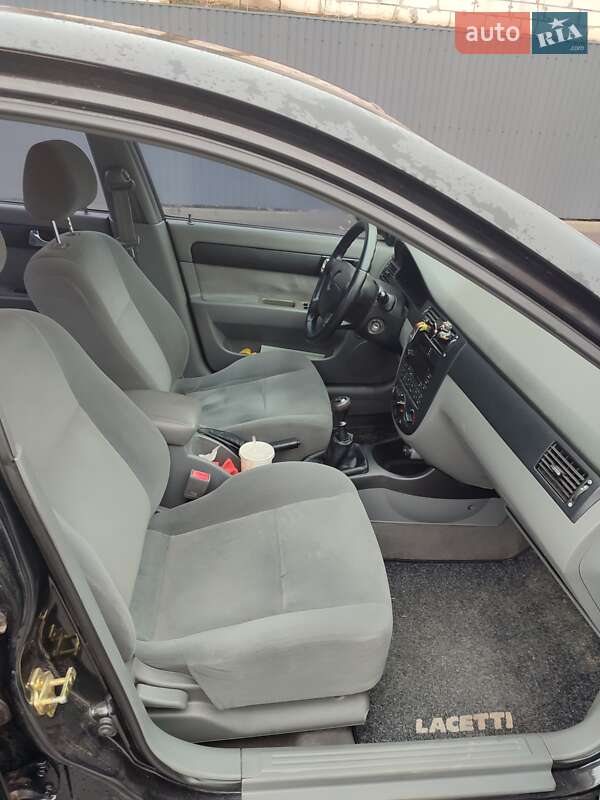 Седан Chevrolet Lacetti 2004 в Львові