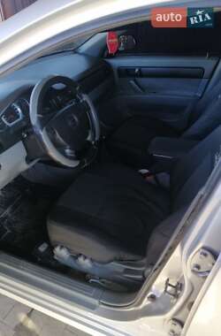 Седан Chevrolet Lacetti 2008 в Кривому Розі