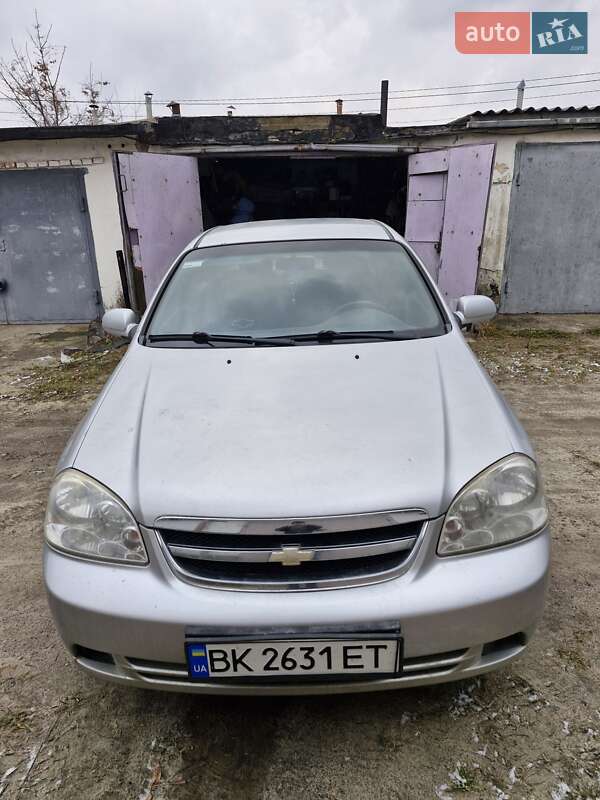 Chevrolet Lacetti 2012
