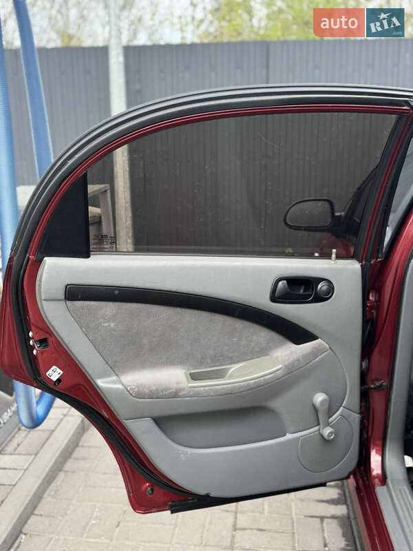 Хетчбек Chevrolet Lacetti 2007 в Дніпрі