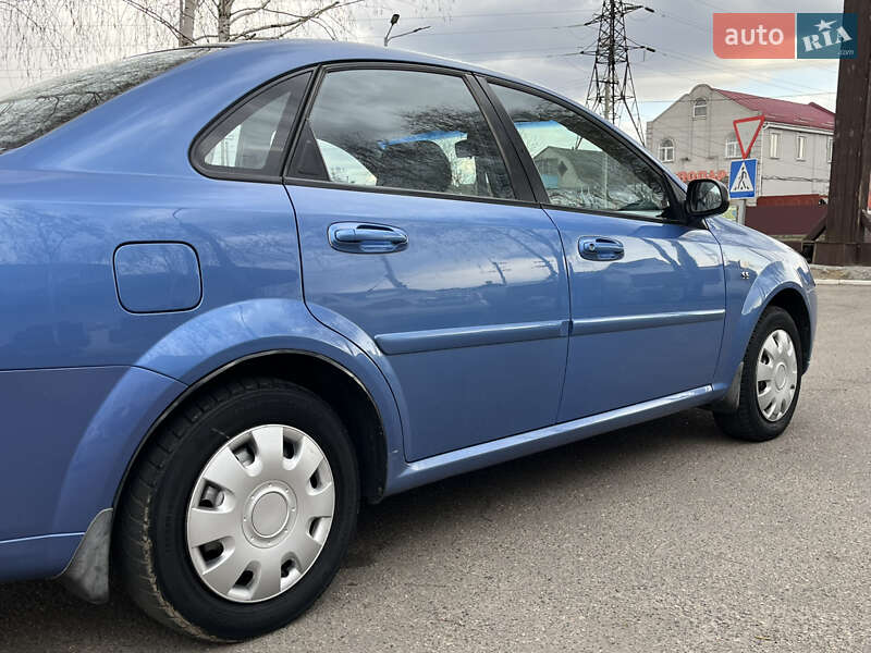 Седан Chevrolet Lacetti 2006 в Смеле