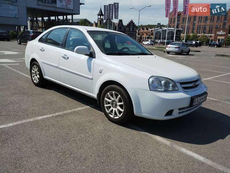 Седан Chevrolet Lacetti 2012 в Киеве