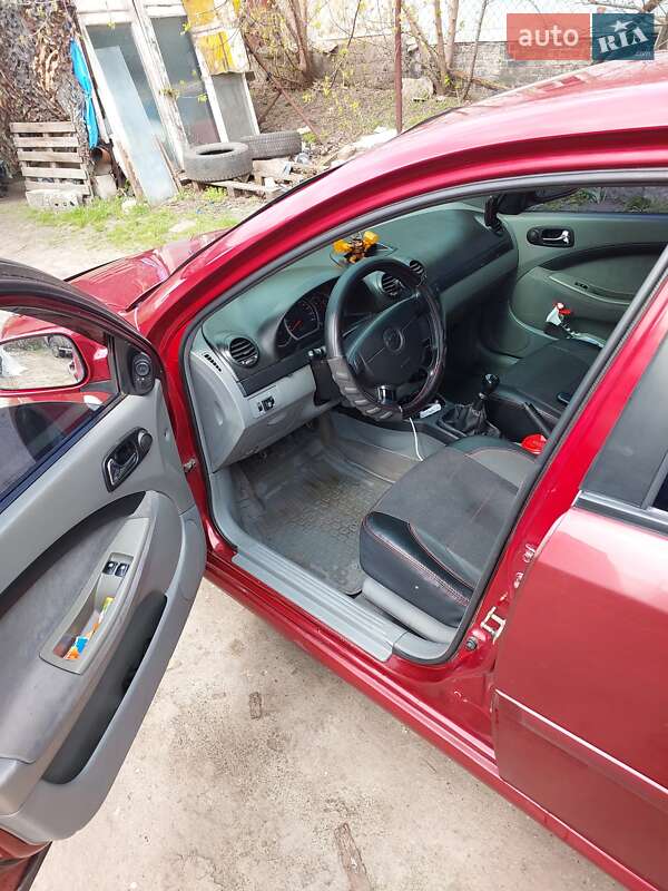 Хэтчбек Chevrolet Lacetti 2006 в Изюме