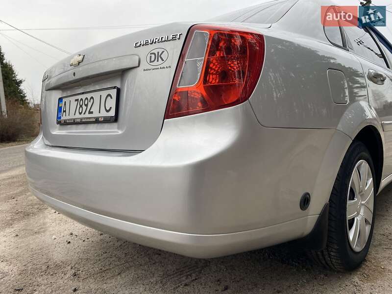 Седан Chevrolet Lacetti 2006 в Киеве