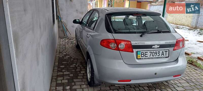 Хэтчбек Chevrolet Lacetti 2010 в Николаеве