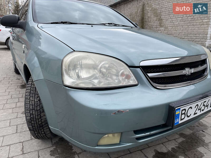 Седан Chevrolet Lacetti 2005 в Львові