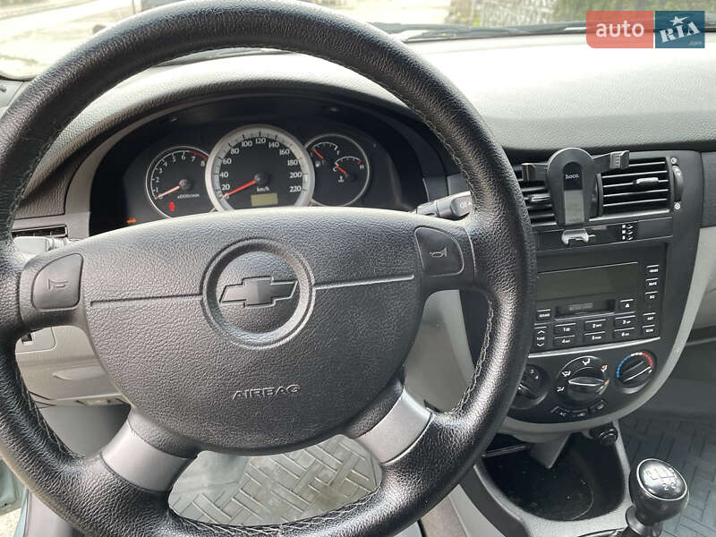 Седан Chevrolet Lacetti 2005 в Львові