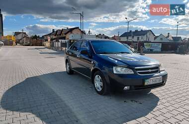 Седан Chevrolet Lacetti 2008 в Львові