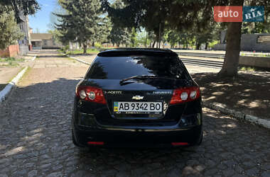 Хэтчбек Chevrolet Lacetti 2010 в 
