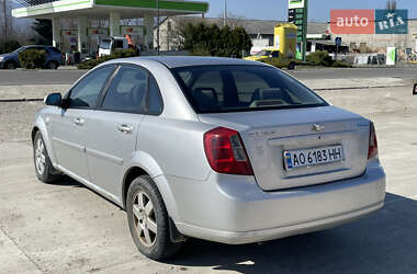 Седан Chevrolet Lacetti 2004 в 
