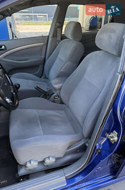 Хэтчбек Chevrolet Lacetti 2005 в 