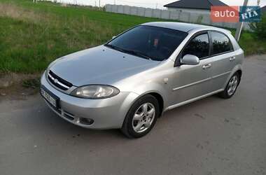 Хетчбек Chevrolet Lacetti 2007 в Рівному