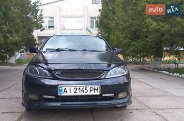 Хэтчбек Chevrolet Lacetti 2006 в 