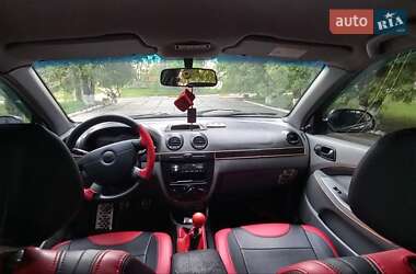 Хэтчбек Chevrolet Lacetti 2006 в 