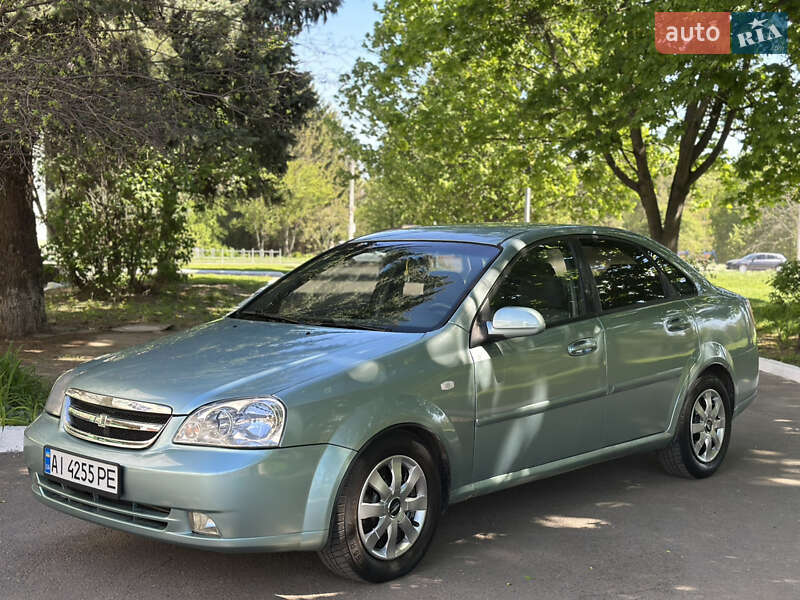 Седан Chevrolet Lacetti 2004 в Рівному