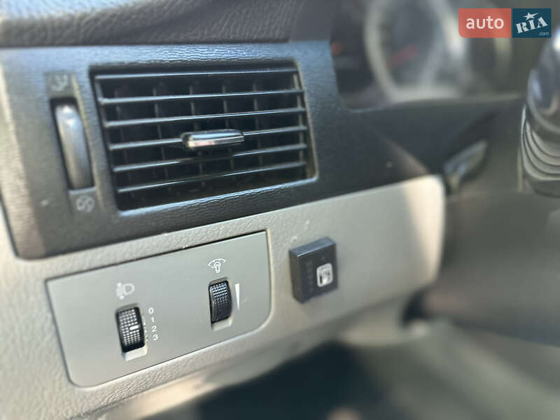 Седан Chevrolet Lacetti 2004 в Рівному