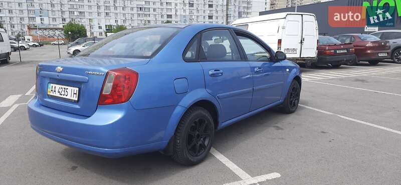 Седан Chevrolet Lacetti 2005 в Киеве