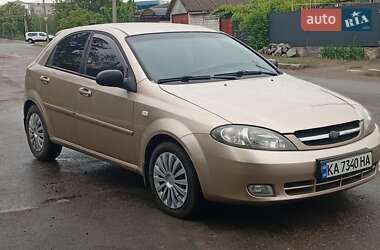 Хэтчбек Chevrolet Lacetti 2006 в Первомайске