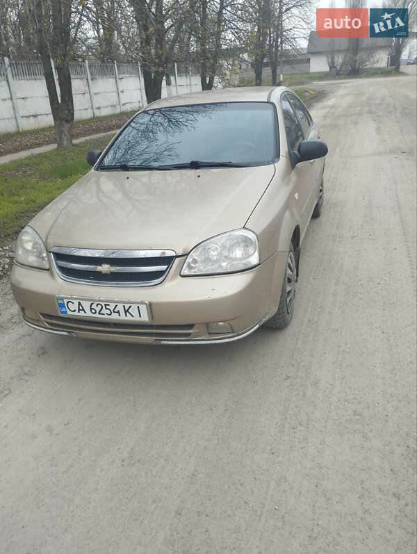 Седан Chevrolet Lacetti 2004 в 