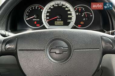 Хетчбек Chevrolet Lacetti 2005 в 