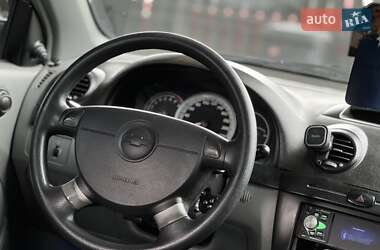Хетчбек Chevrolet Lacetti 2005 в 