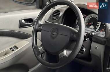 Хетчбек Chevrolet Lacetti 2005 в 