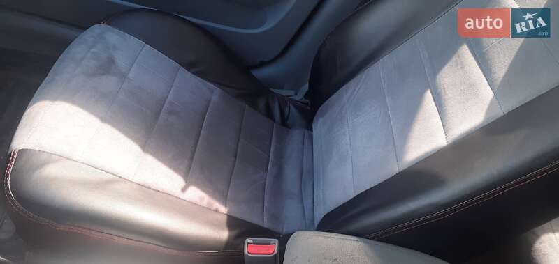 Седан Chevrolet Lacetti 2011 в Львові