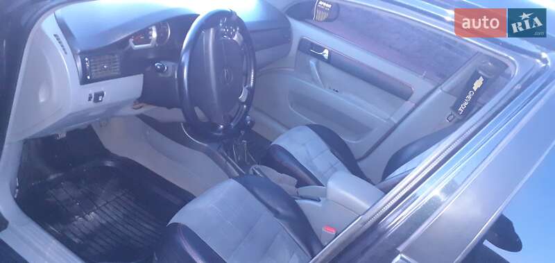 Седан Chevrolet Lacetti 2011 в Львові