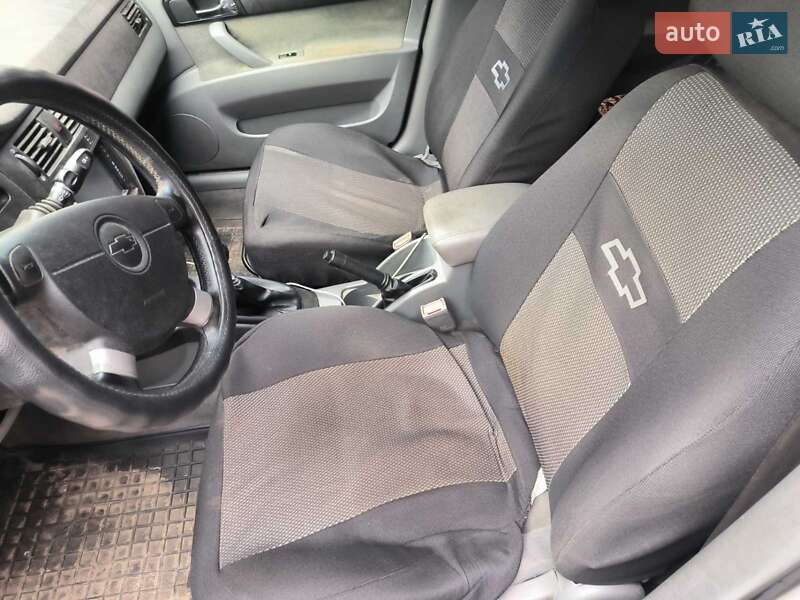 Седан Chevrolet Lacetti 2012 в Тернополі