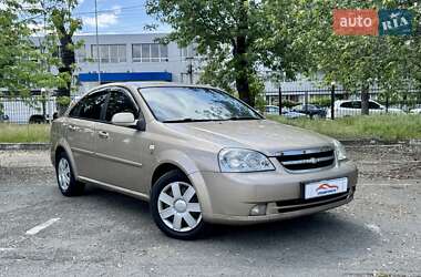 Седан Chevrolet Lacetti 2007 в Киеве